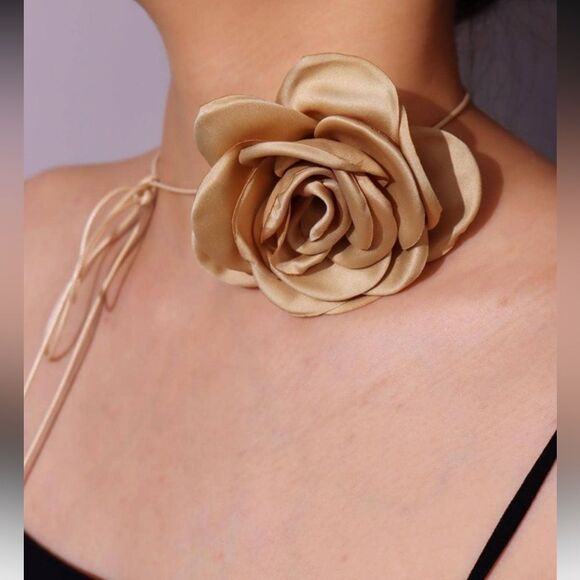 Nude flower choker S78 - Picture 1 of 4
